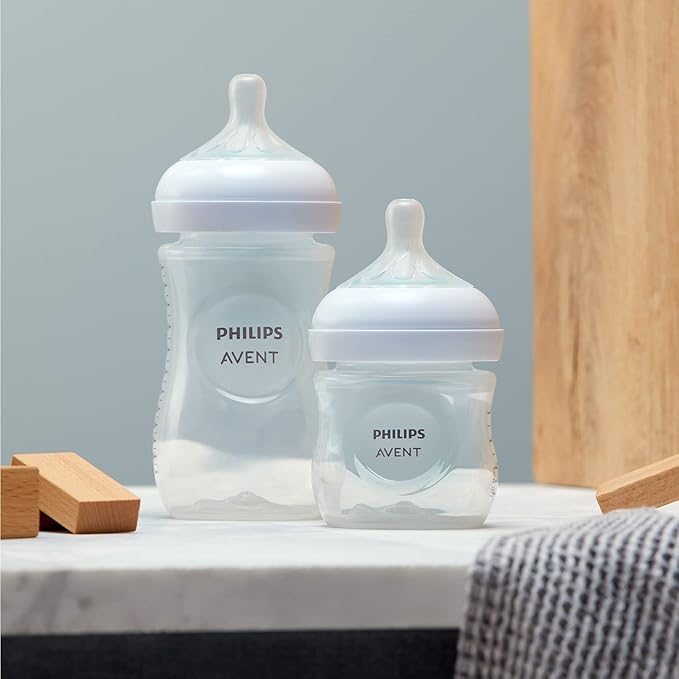 Philips Pack Natural Response, Incluye: 2 biberones 125ml + 2 biberones 260ml + 1 cepillo limpieza biberones + 1 chupete ultra soft 0-6m (SCD838/11) Philips Pack Natural Response, Incluye: 2 biberones 125ml + 2 biberones 260ml + 1 cepillo limpieza biberones + 1 chupete ultra soft 0-6m (SCD838/11)
